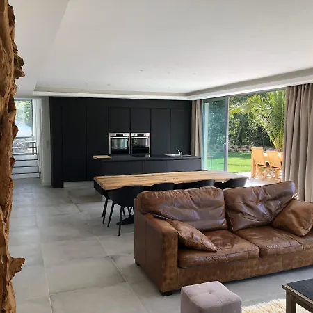 Villa De Standing Dans Le Golfe De Saint-tropez Grimaud