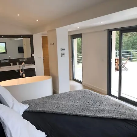 Villa De Standing Dans Le Golfe De Saint-tropez *