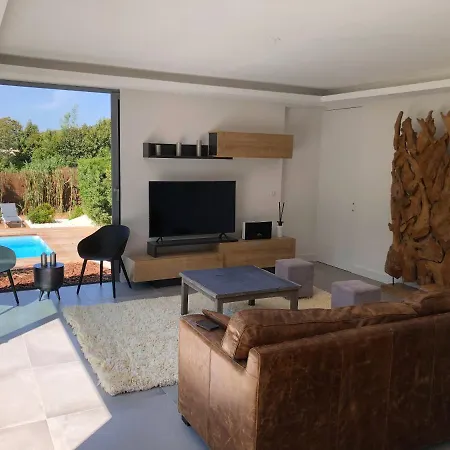 Villa De Standing Dans Le Golfe De Saint-tropez Grimaud