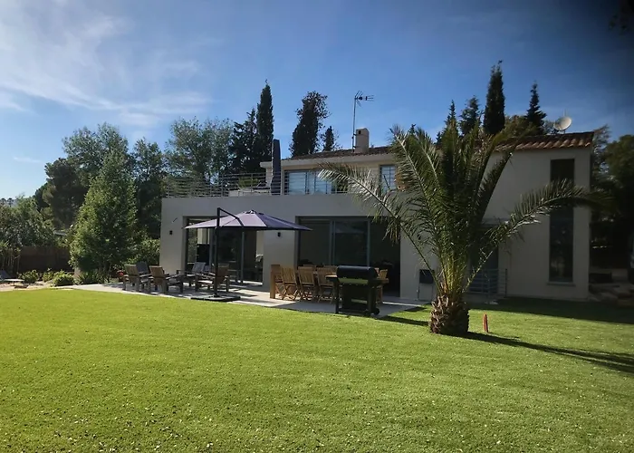 De Standing Dans Le Golfe De Saint-tropez Villa Grimaud