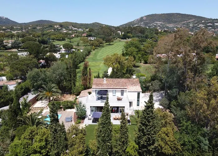 De Standing Dans Le Golfe De Saint-tropez * Grimaud