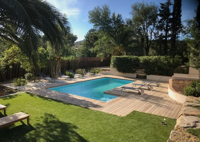Villa De Standing Dans Le Golfe De Saint-tropez